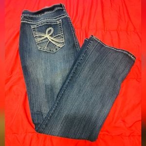 Wallflower jeans